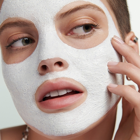 Garnier Pure Active čisticí peeling 3 v 1