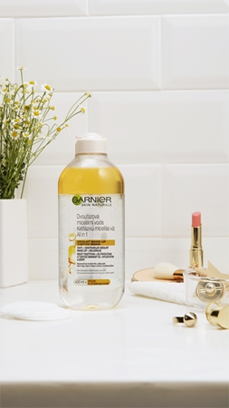 Garnier Skin Naturals água micelar bifásica 3 em 1