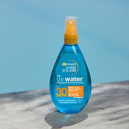 Garnier Ambre Solaire spray abbronzante idratante SPF 30