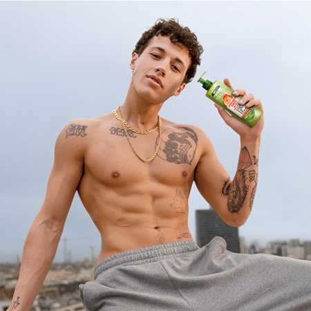 Garnier Fructis Vitamin & Strength cuidado sin aclarado para dar fuerza al cabello