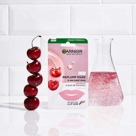 Garnier Replump Mask super vlažilna čistilna tekstilna maska za ustnice
