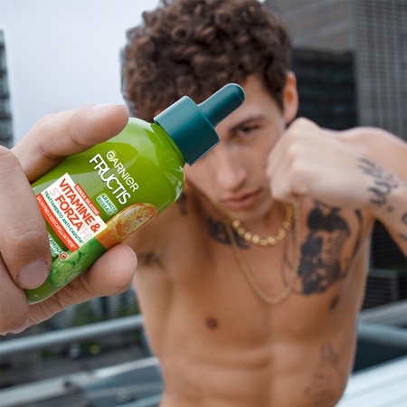 Garnier Fructis Vitamine & Forza siero per capelli per capelli più forti e luminosi