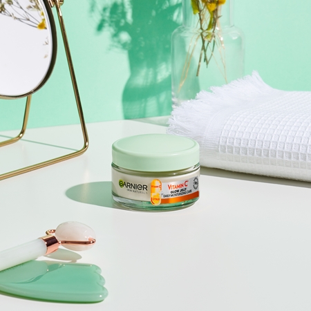 Garnier Vitamin C Moisturizing Gel with a brightening effect