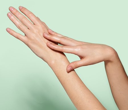 Garnier Hand Superfood hydratační krém na ruce s avokádem
