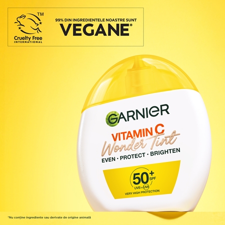 Garnier Vitamin C Wonder Tint Fluid nuantator cu textura usoara SPF 50+