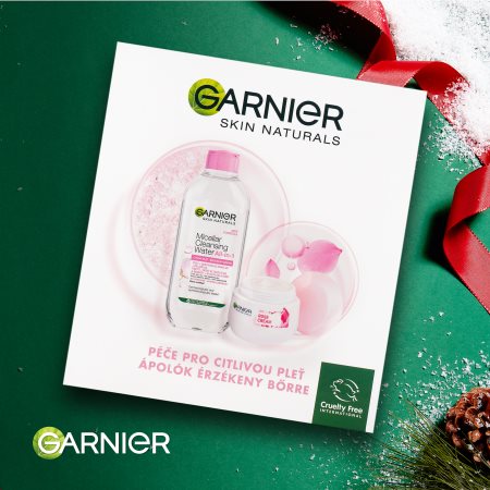 Garnier Skin Naturals gift set with a brightening effect