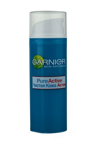 Garnier Pure Active ingrijire impotriva acneei
