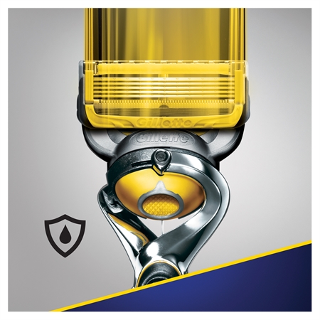 Gillette Fusion5 Proshield holiaci strojček pre mužov