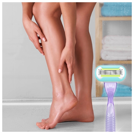 Gillette Venus Embrace Shaver + Spare Blades 1 pcs