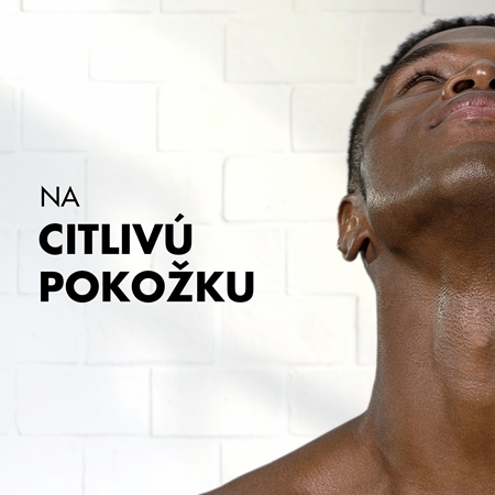 Gillette Classic Sensitive pena na holenie pre mužov