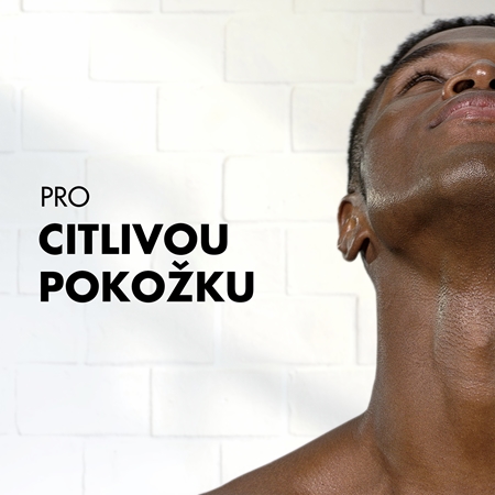 Gillette Classic Sensitive pěna na holení pro muže