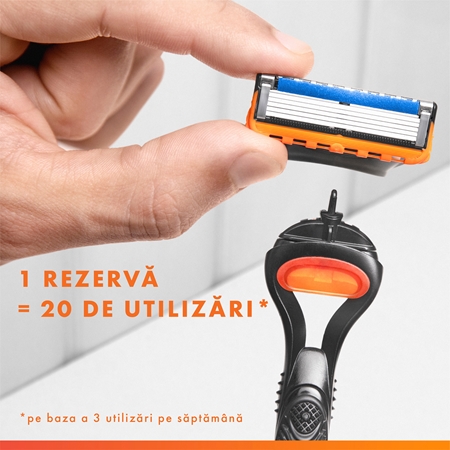 Gillette Fusion5 Champions League Special Edition set cadou pentru barbati