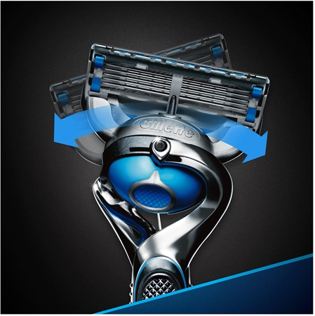 Gillette Fusion5 Proshield Chill shaver