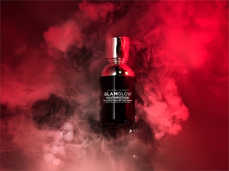 Glamglow Youthpotion rozjasňující pleťové sérum pro okamžité vyhlazení vrásek