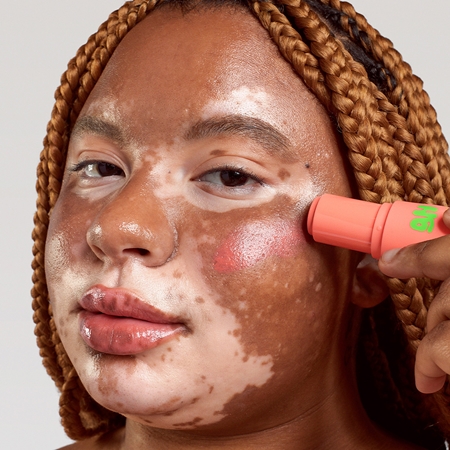 Glow Hub Buff Blush Rouge creme  Stift