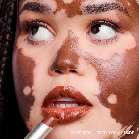 Glow Hub Lip Slick rouge à lèvres crémeux hydratant