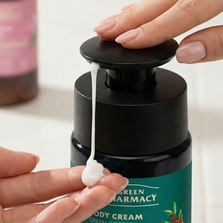 Green Pharmacy Green Coffee & Ginger Oil Crème pour le corps