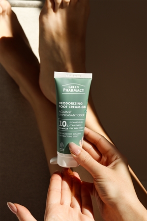 Green Pharmacy Foot Care Deodorizing Foot Cream-Gel Against Unpleasant Odor Gel Cream for legs