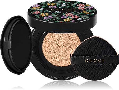 Gucci Gucci Beauty Eternité de Beauté ilgai išliekantis makiažo pagrindas kempinėlėje SPF 35