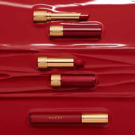 Gucci Gucci Beauty Rouge de Beauté Brillant drėkinamieji lūpų dažai