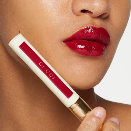 Gucci Gucci Beauty Glow Oil-In-Water Tint Liquid Lipstick moisturising glossy liquid lipstick