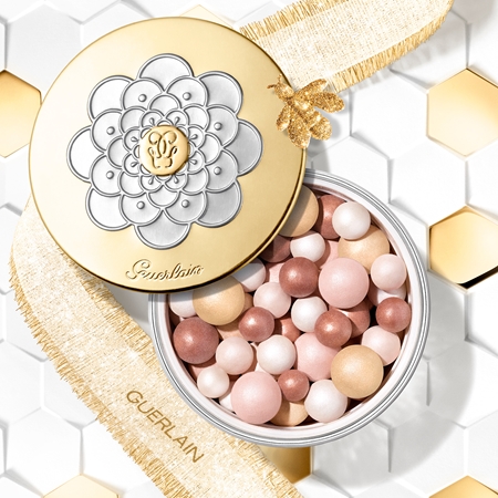 GUERLAIN Météorites Light Revealing Pearls of Powder