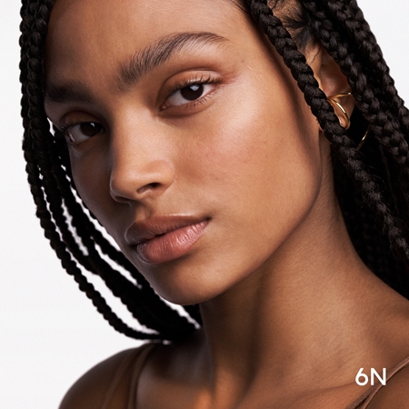 GUERLAIN Terracotta Le Teint Glow Illuminating Liquid Foundation for a natural look