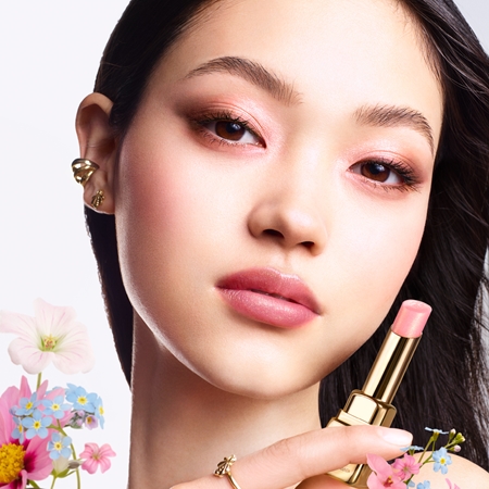 GUERLAIN KissKiss Bee Glow θρεπτικό και ενυδατικό βάλσαμο για τα χείλη