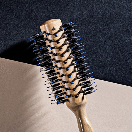 Hair Rituel by Sisley The Blow Dry Brush N°2 στρογγυλή βούρτσα για ίσιωμα μαλλιών
