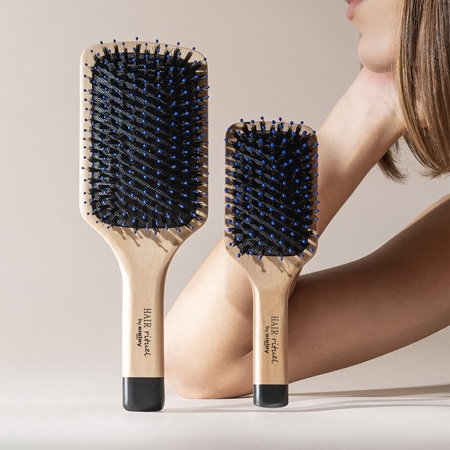 Hair Rituel by Sisley The Pocket Brush Radiance & Softness βούρτσα Για λάμψη και απαλότητα μαλλιών