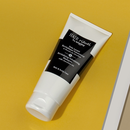 Hair Rituel by Sisley Revitalizing Volumizing Shampoo with Camellia oil σαμπουάν για όγκο στα λεπτά μαλλιά χωρίς θειικό άλας