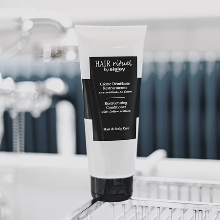 Hair Rituel by Sisley Restructuring Conditioner with Cotton proteins glättender Conditioner gegen brüchiges Haar