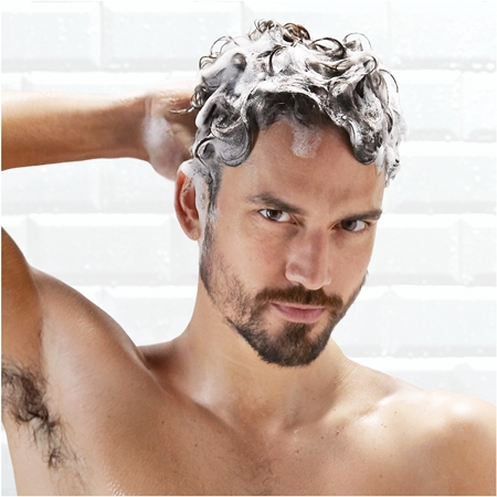 Head & Shoulders Smooth & Silky Shampoo gegen Schuppen 2 in 1