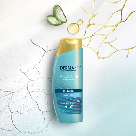 Head & Shoulders DermaXPro Hydration moisturising anti-dandruff shampoo for dry and sensitive scalp