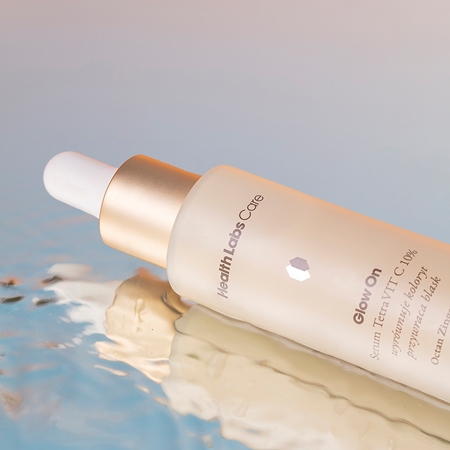 Health Labs Care Glow On serum do twarzy z witaminą C