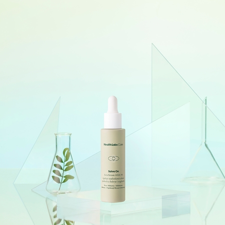 Health Labs Care Solve On sérum com AHA