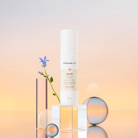 Health Labs Care Glow On Krem SPF 50+ z melaniną krem na dzień SPF 50+
