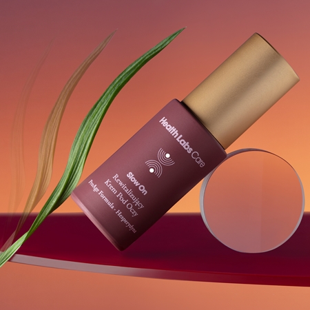 Health Labs Care Slow On creme revitalizante para olhos e pálpebras