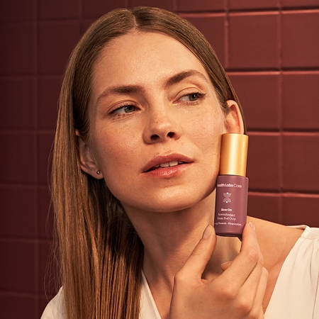 Health Labs Care Slow On creme revitalizante para olhos e pálpebras