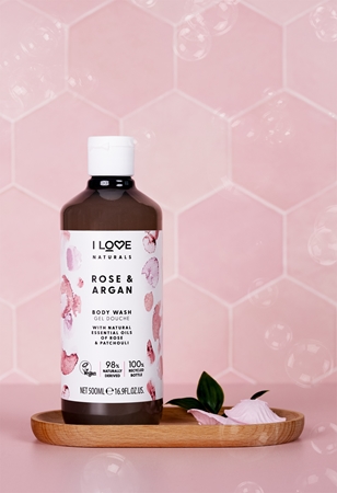 I Love Naturals Rose & Argan herkullinen suihkugeeli tuoksuu ruusulle