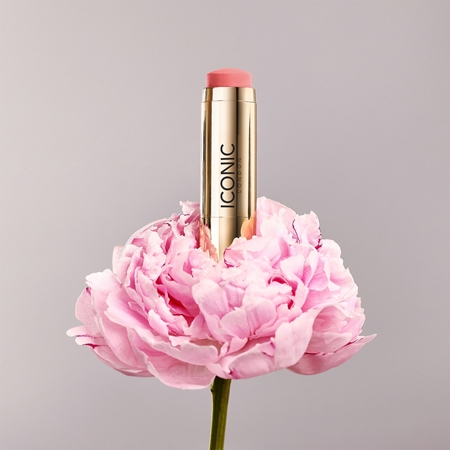 ICONIC London Blurring Blush Stick kremasto rumenilo