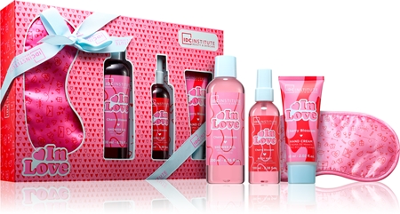 IDC Institute In Love Gift Set for women
