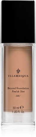 Illamasqua Beyond Foundation ultra lehký make-up