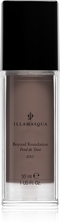 Illamasqua Beyond Foundation ultra könnyű make-up
