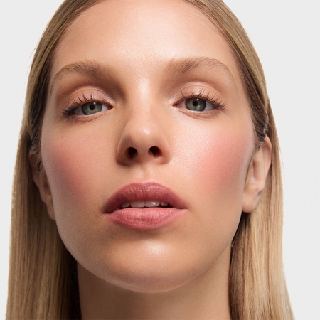 Inglot Cream Stick Blush Creme-Rouge in der Form eines Stiftes