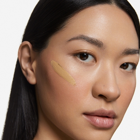Inglot Skin Focused Care Face Foundation SPF 50 deckendes Make-up SPF 50