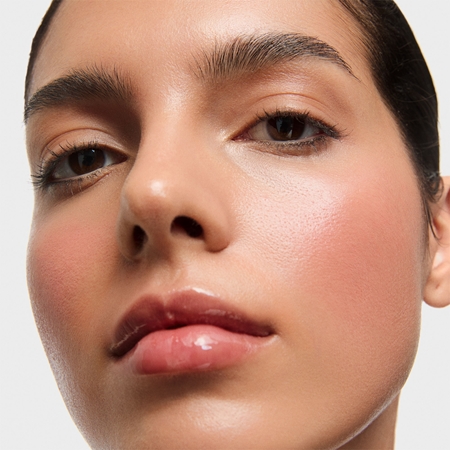 Inglot Juicy Lips Smoothing Lip Oil Fuktgivande olja för läppar