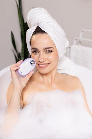 innoGIO GIOperfect GIO-715 silicone cleansing brush 4-in-1
