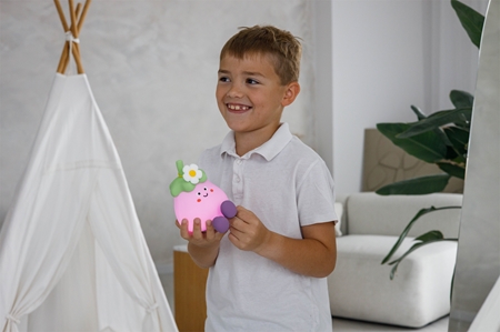 innoGIO GIOeggplant dimmable LED lamp for kids
