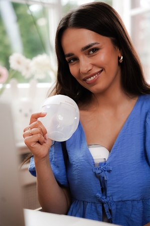 innoGIO GIOmum Line Discreet double electric hands-free breast pump